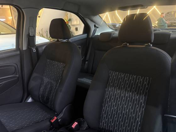 FORD KA 1.0 TI-VCT FLEX SE PLUS SEDAN MANUAL